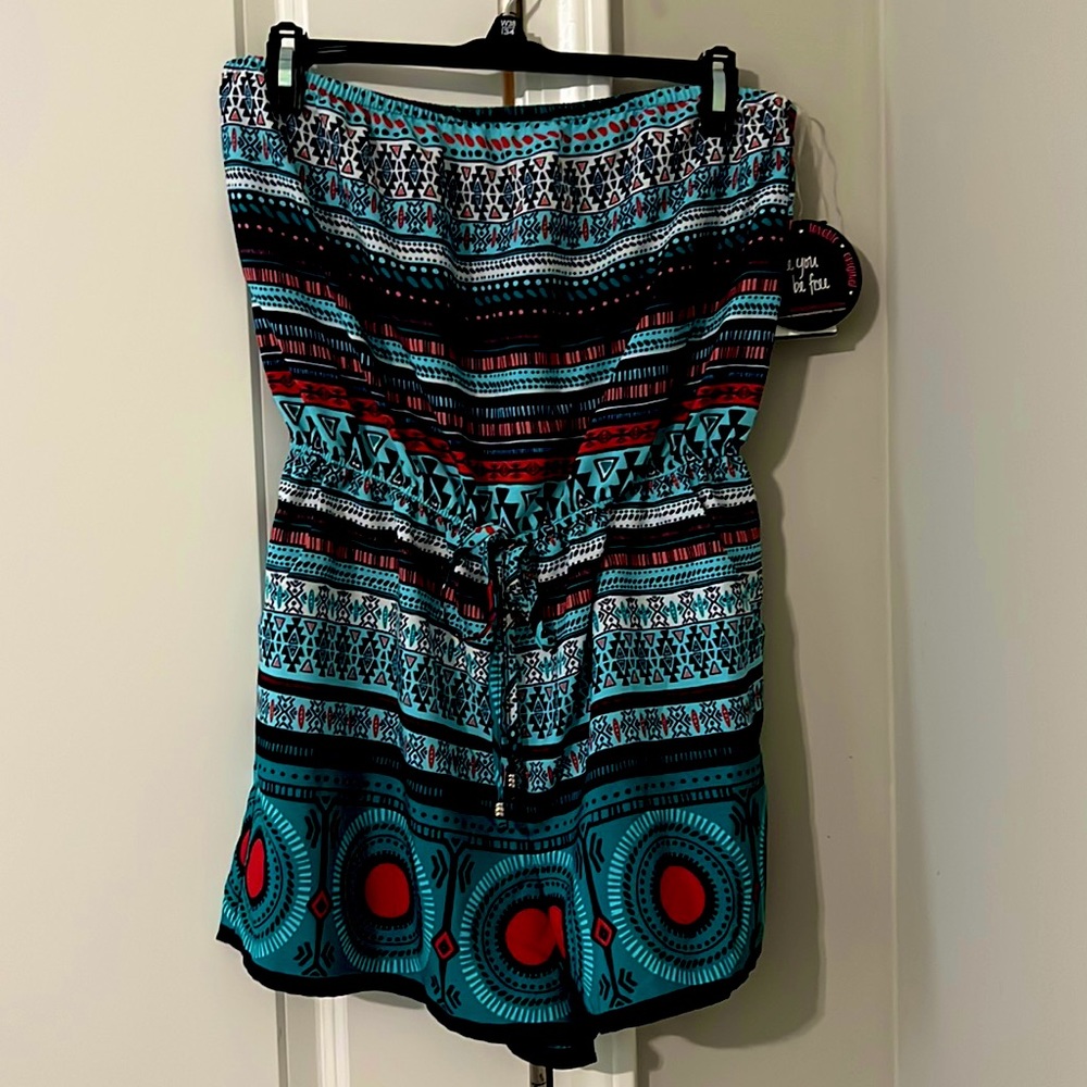 Strapless romper